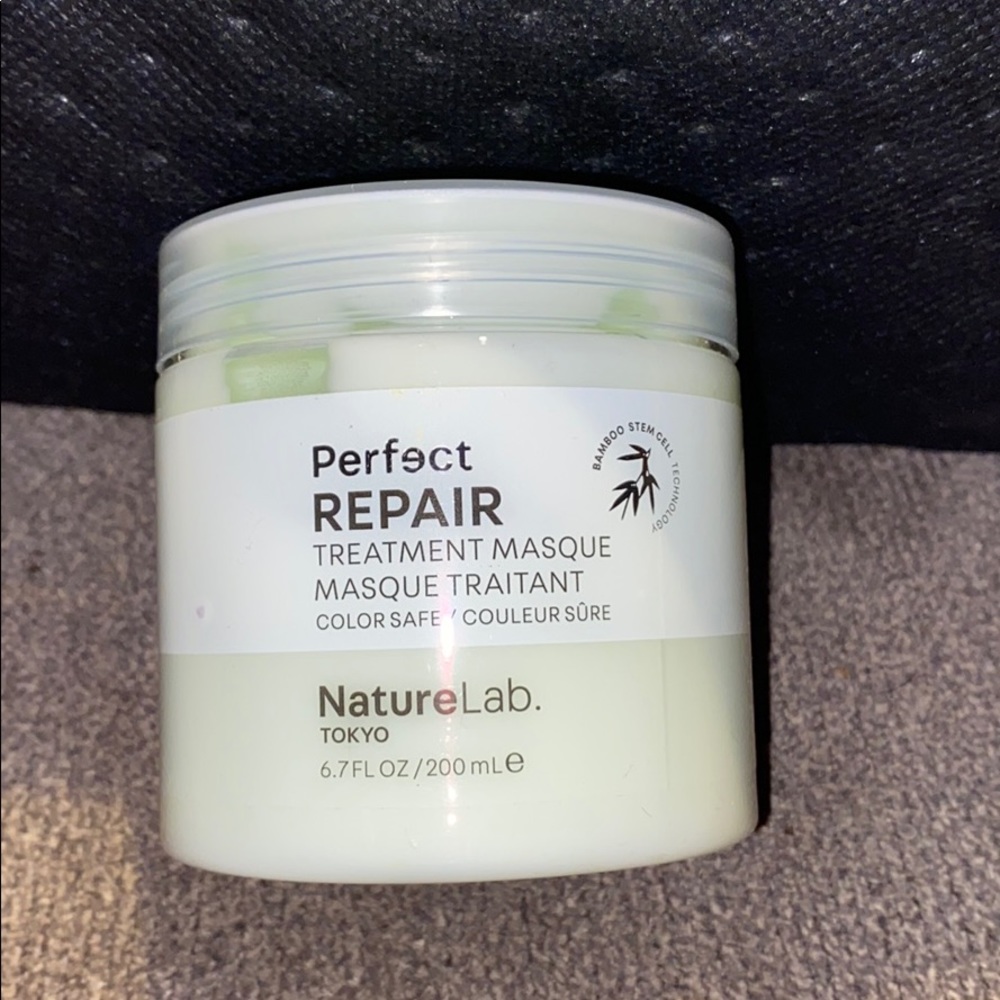 Moisturizing and repair hair mask